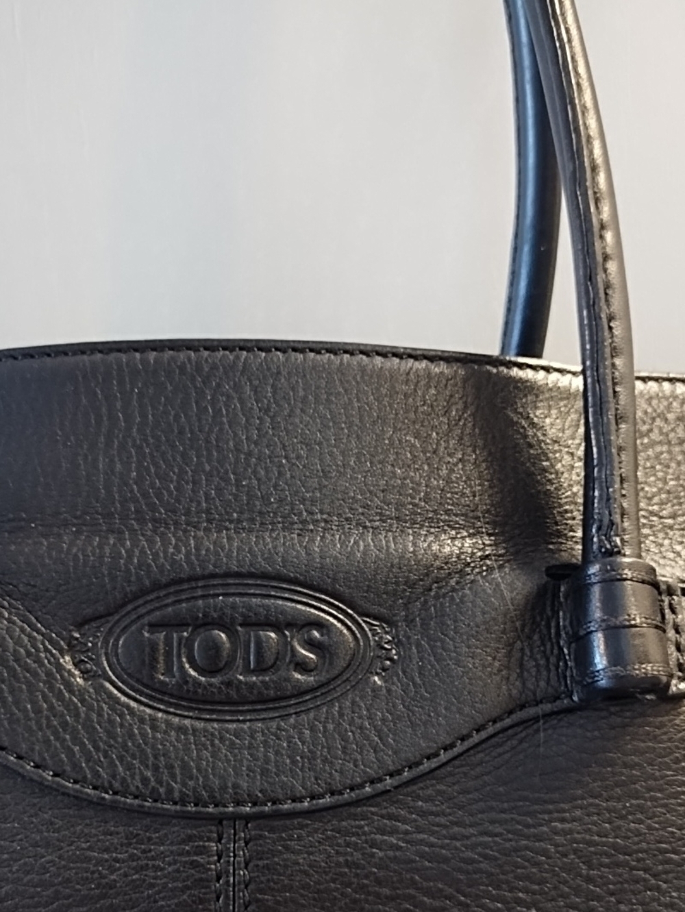 Tod's Mocassino Black Pebbled Leather Tote Double Handles Italian Quiet Luxury - Picture 3 of 13
